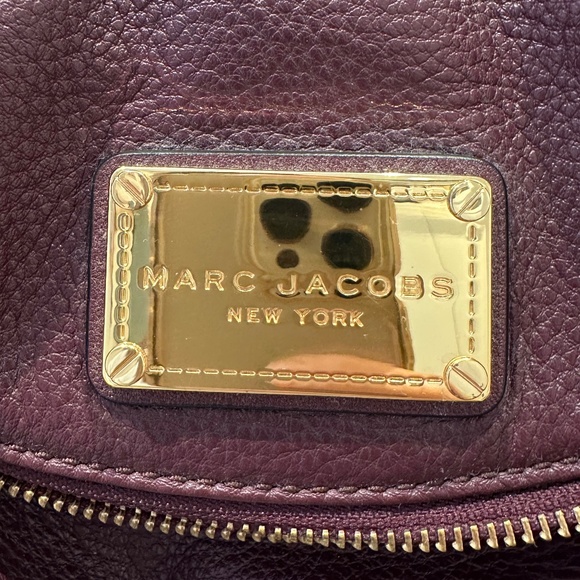 💜 Marc Jacobs Mini Messenger Crossbody Bag Purple – Like New 💜 - Picture 3 of 9
